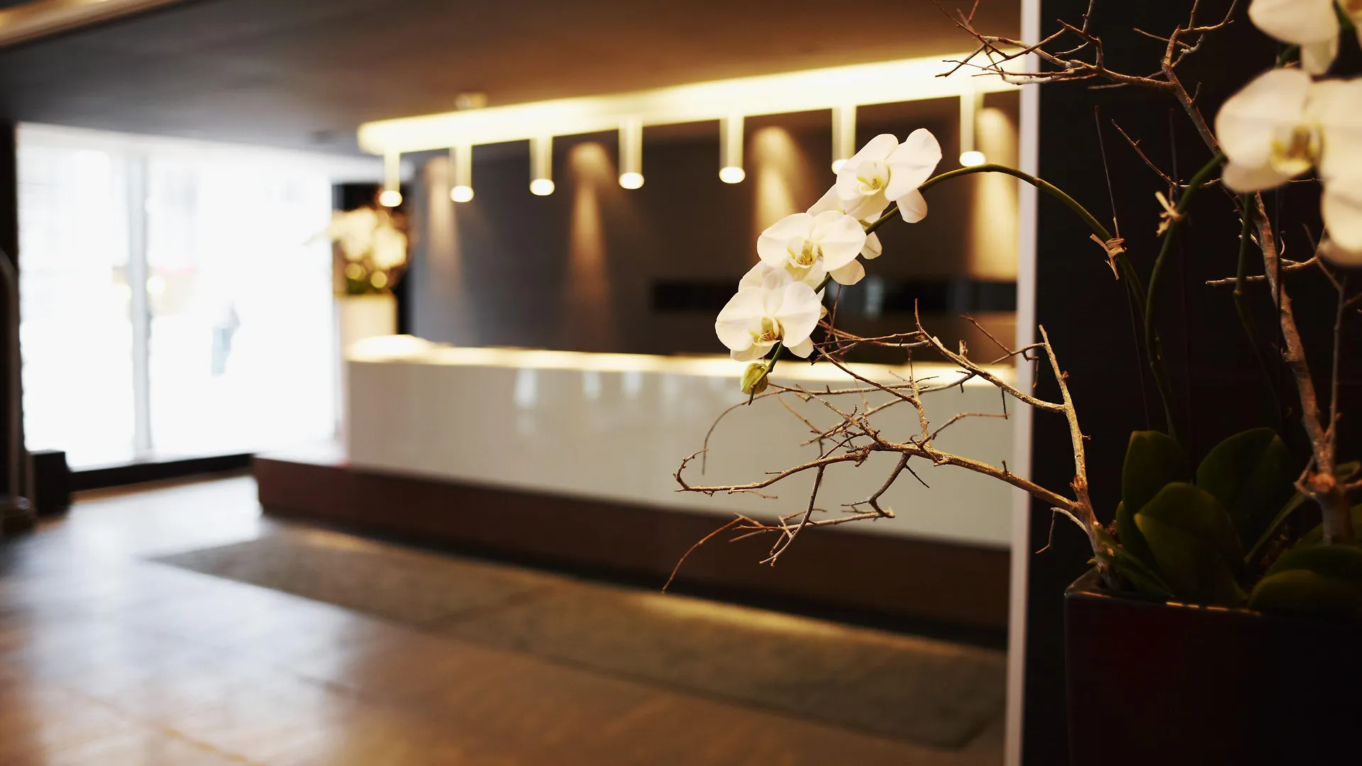 Le Germain Hotel Maple Leaf Square