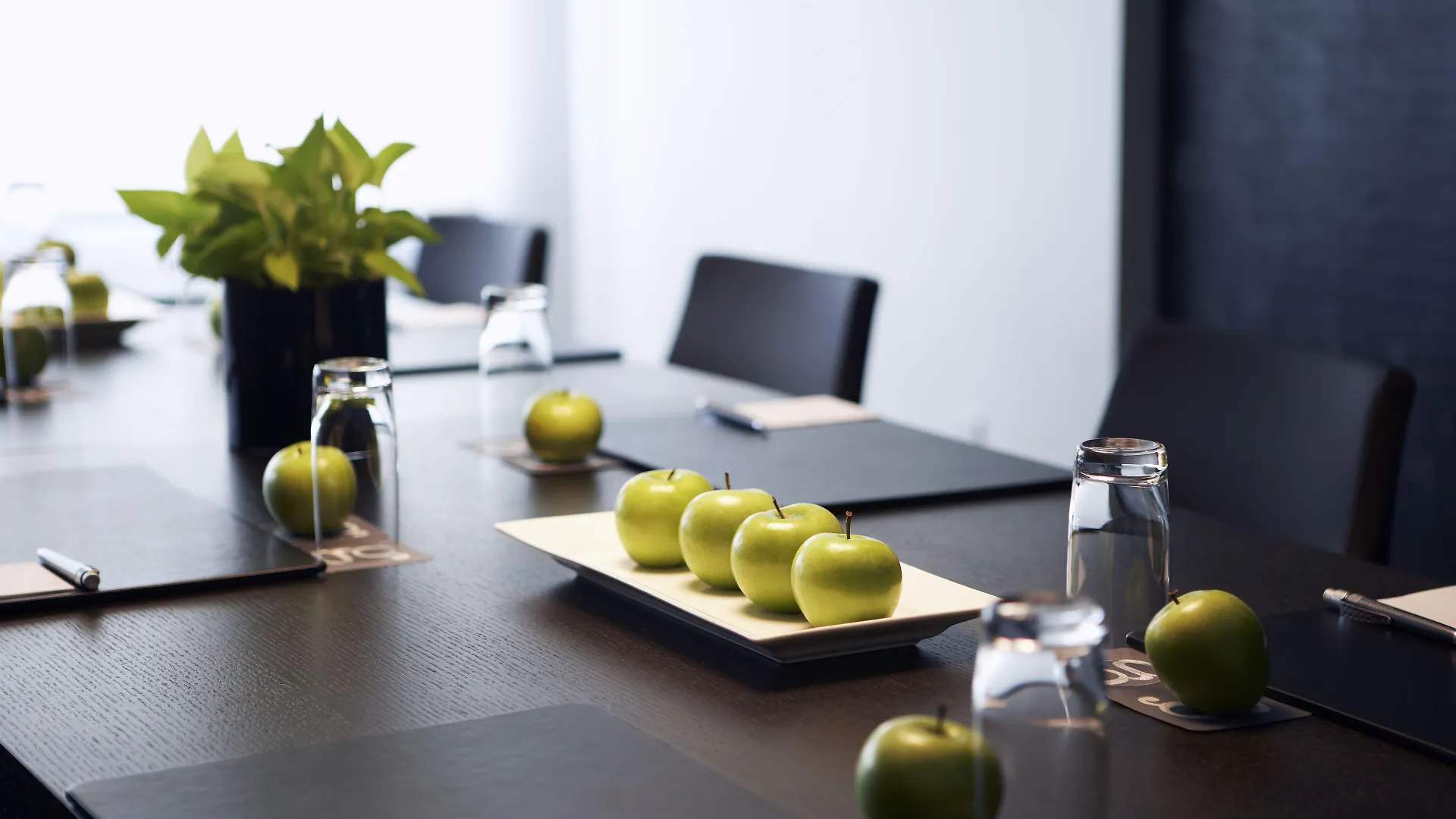 Le Germain Hotel Maple Leaf Square Toronto