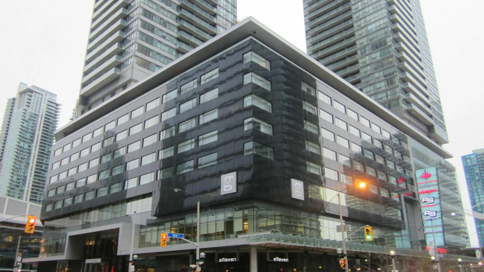 Le Germain Hotel Maple Leaf Square Toronto